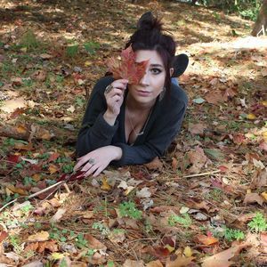 Meet your Posher, Elyssa